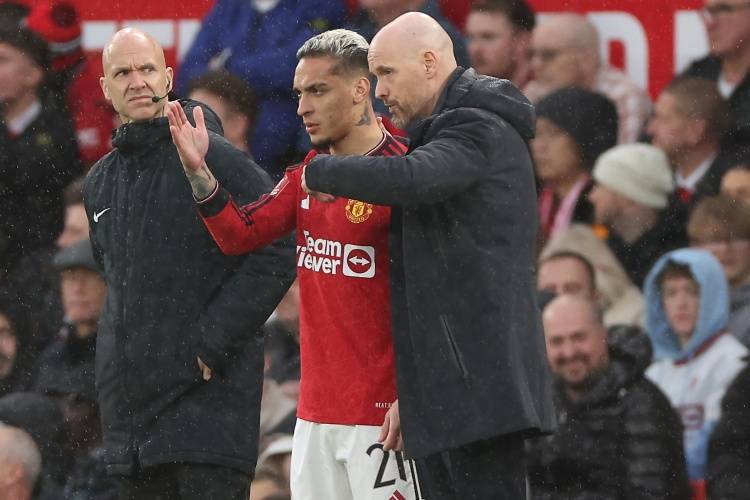 aoa体育视频-阿贾克斯球星疲惫状曼联新援就位的简单介绍