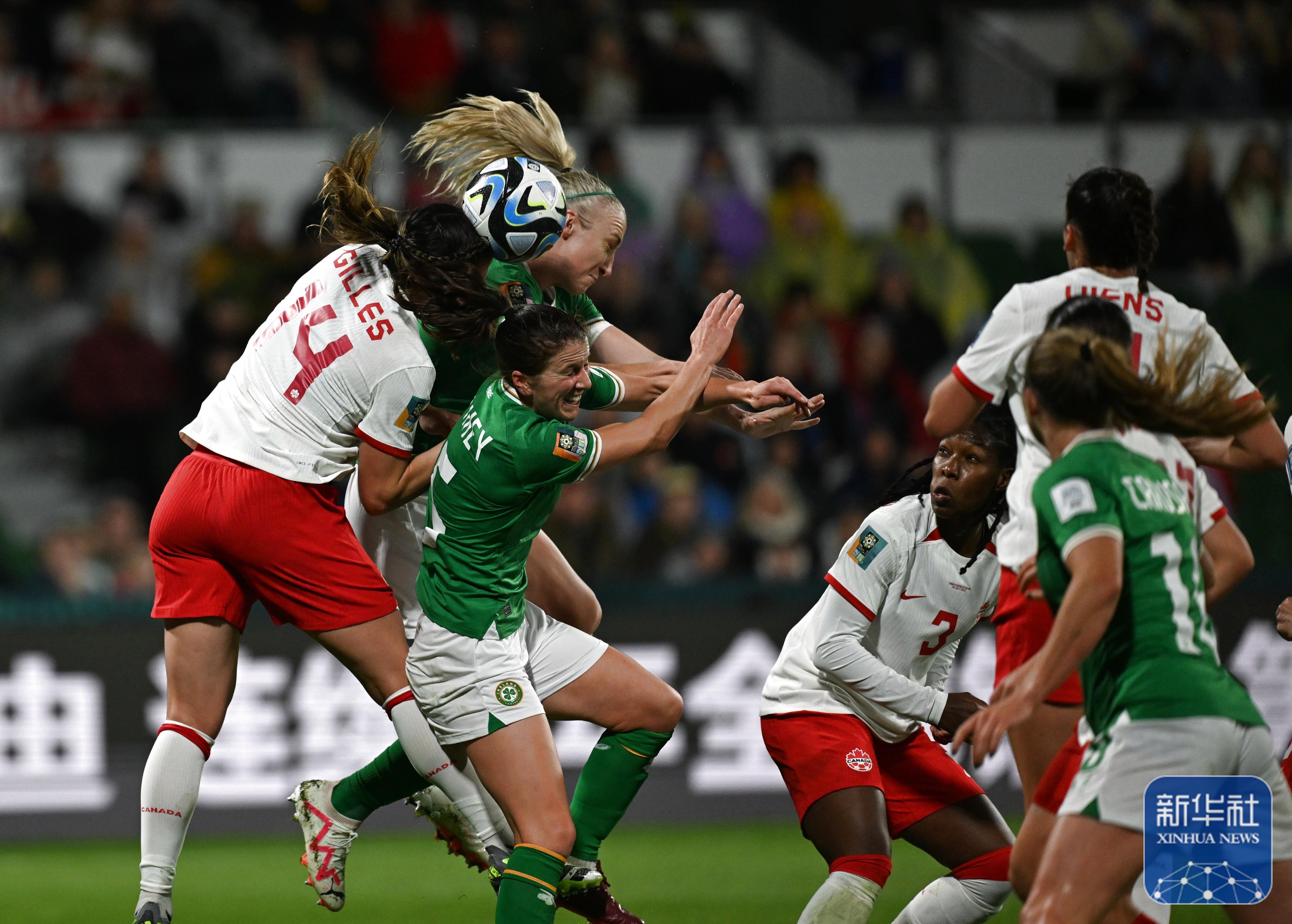 国际足坛女队比赛再次引爆热度的简单介绍 国际足坛女队比赛再次引爆热度的简单介绍