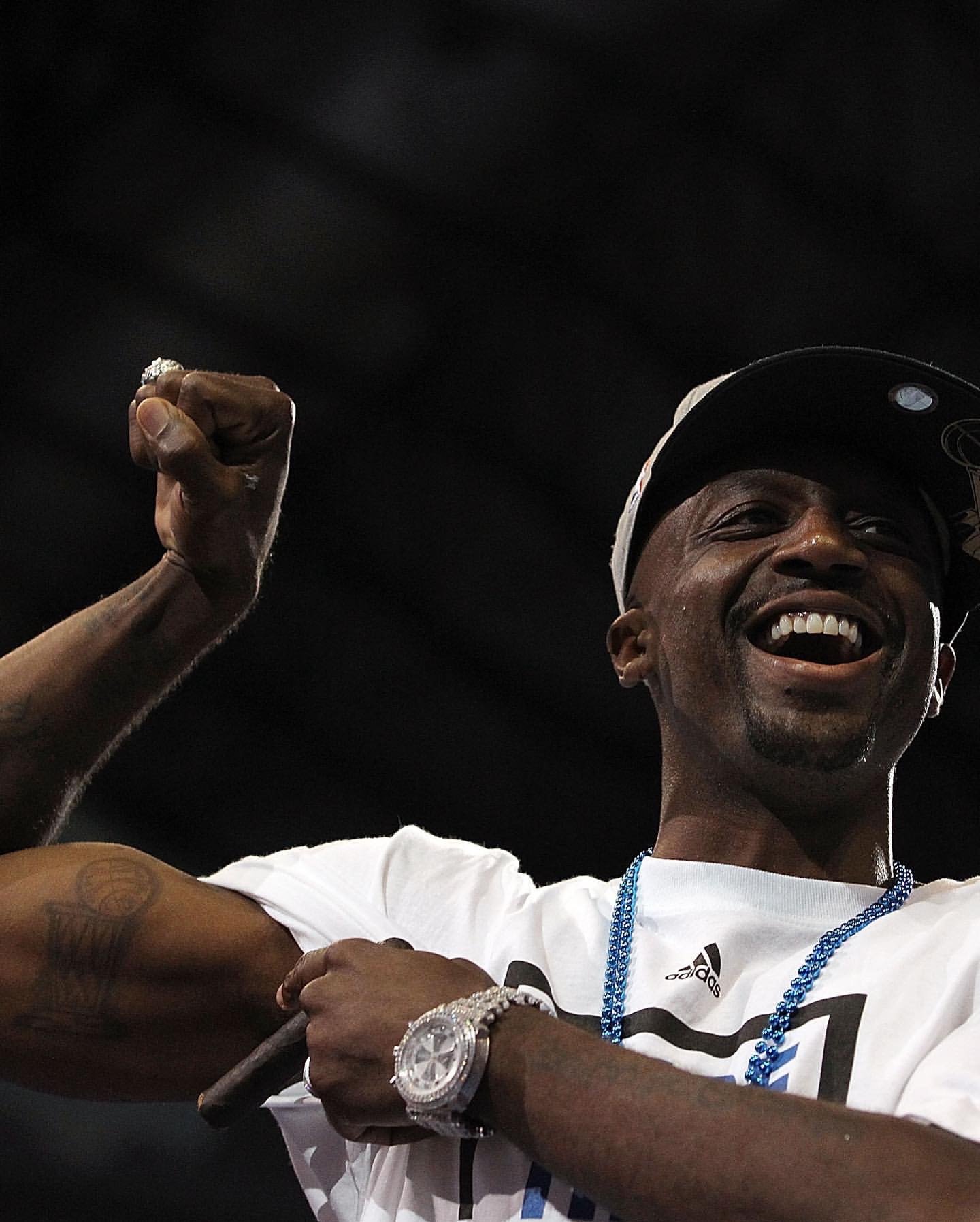 达拉斯小牛将向迈阿密热火发起挑战,争夺胜利的简单介绍 达拉斯小牛将向迈阿密热火发起挑战,争夺胜利的简单介绍