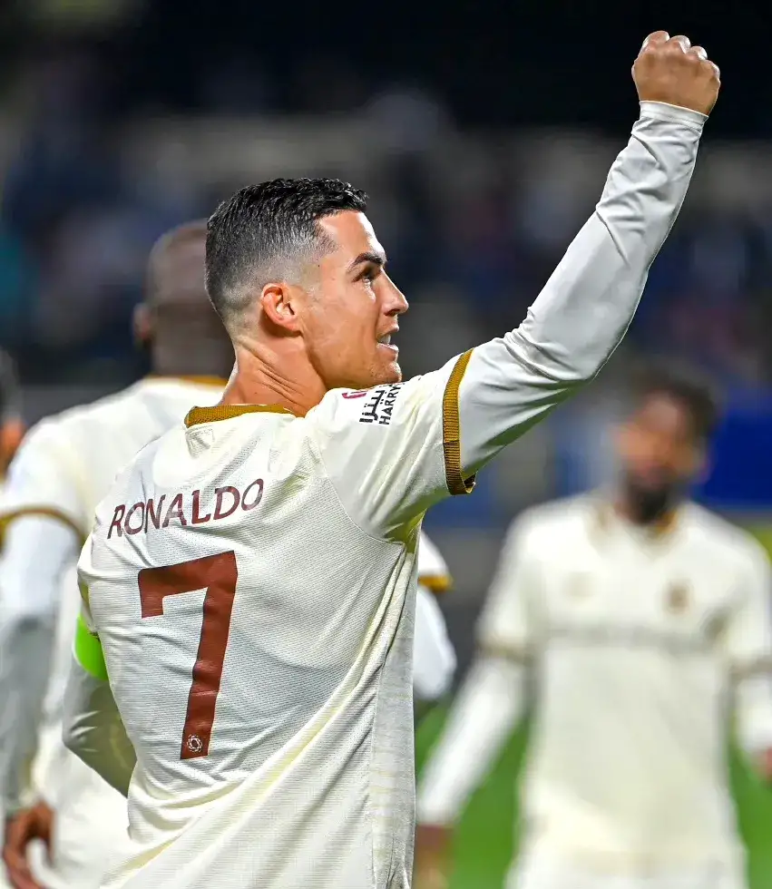 aoa体育官网-包含富力全队士气高昂，期待下一场胜利的词条