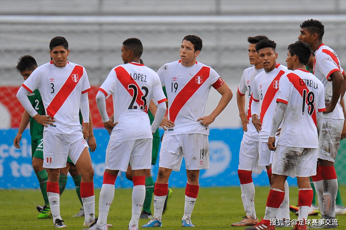 伊朗球队在比赛中展现出强大竞技实力 伊朗球队在比赛中展现出强大竞技实力